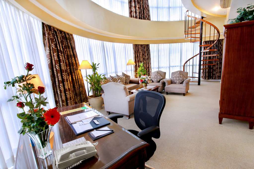 Oxford Suites Makati San Pedro Makati Exterior foto